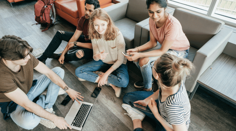 Canada Sees Major Drop in International Students and Foreign Workers in 2025