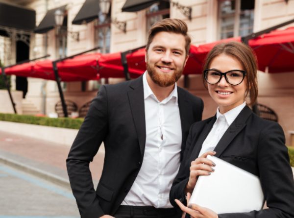 How to apply for Express Entry Canada 2026 with RCIC consultant help