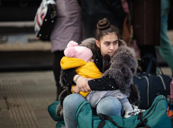 Canadian refugee application services by licensed RCIC consultant Poonam Thakur – step by step guidance for asylum seekers